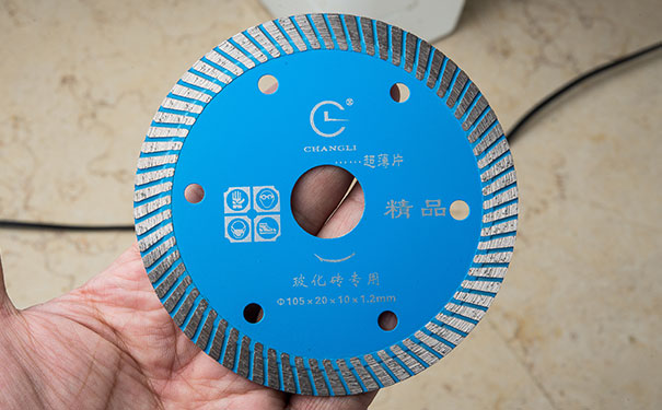 為什么要用超薄金剛石鋸片 有那些好處？
