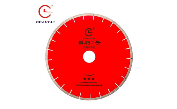品牌金剛石鋸片廠(chǎng)家對(duì)刀頭的制造新方法的探究！